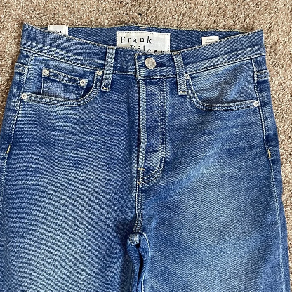 Frank & Eileen Women's Denim High Rise Crop Bootcut Jeans - Size 27‎